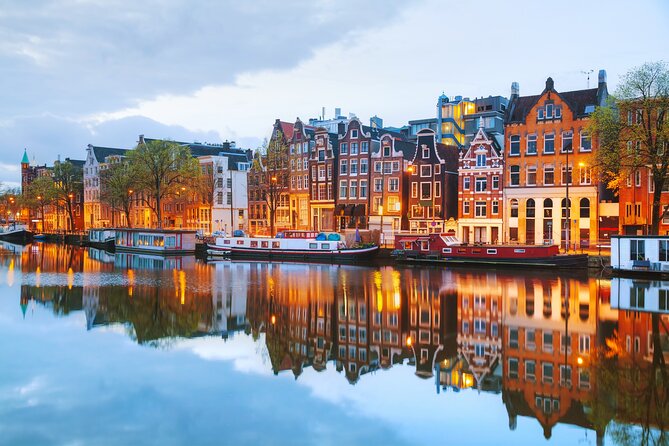 Amsterdam Canal Cruise in Classic Salon Boat With Drinks and Cheese - Weather on the Water: Dress Like You’ll Regret Being Under-Warmed