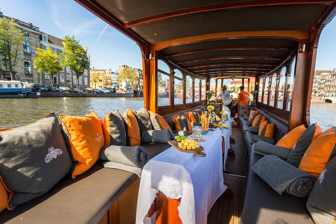 Amsterdam Canal Cruise with Cheese and Wine - Why This 1-Hour Canal Cruise Feels Worth It