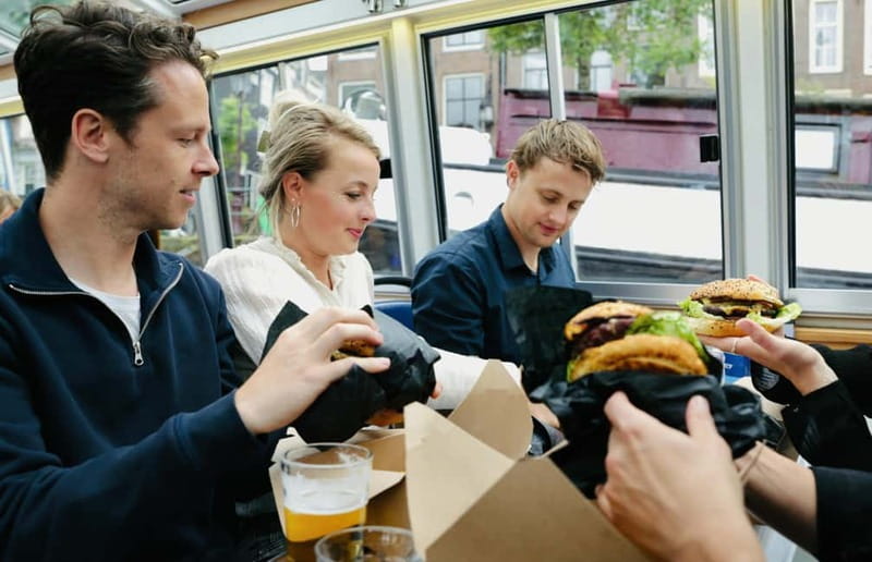 Amsterdam canal cruise with culinary burger or cheese & wine - The canal route: from Prinsengracht to the Jordaan highlights