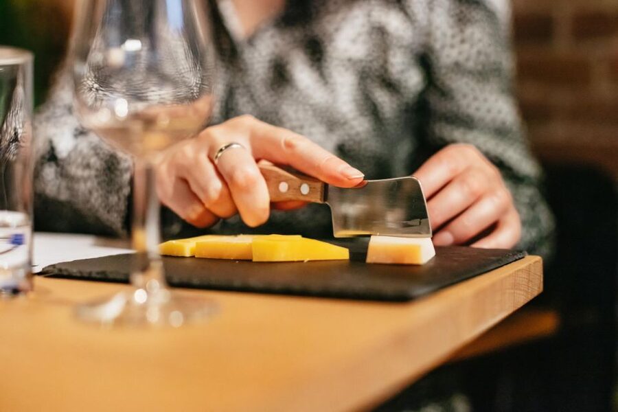 Amsterdam: Dutch Cheese Tasting Experience with Wine - Who Should Book This Amsterdam Cheese and Wine Tasting?