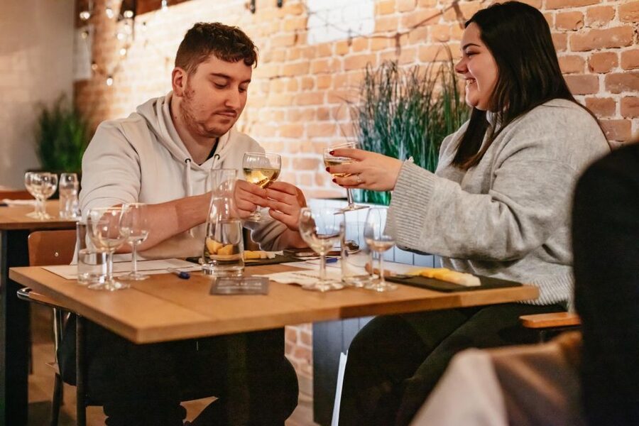 Amsterdam: Dutch Cheese Tasting Experience with Wine - Fig Bread, Water, and a Room That Helps You Focus