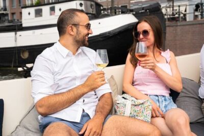 Amsterdam: Evening Candle Light Cruise With Wine & Cheese - Getting to Floating Amsterdam without boarding the wrong boat