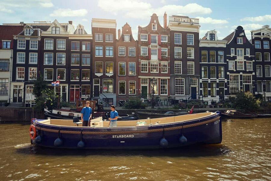 Amsterdam: Evening Candle Light Cruise With Wine & Cheese - What it feels like on board: comfort, conversation, and pacing