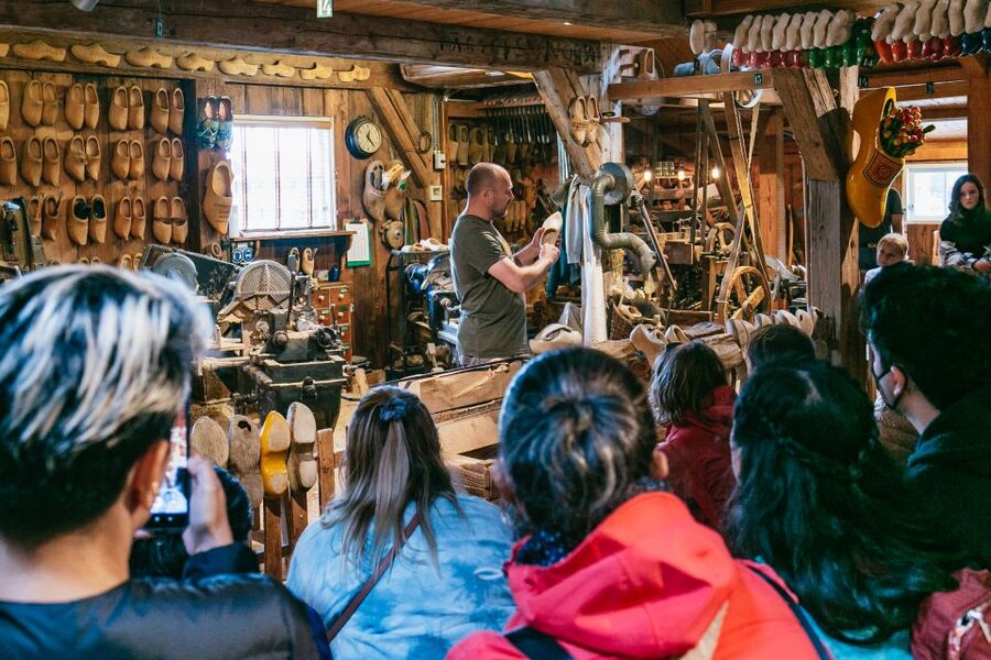 Amsterdam: Guided Zaanse Schans, Windmills & Cheese Tour - Price and value: why $22 feels fair for what you get