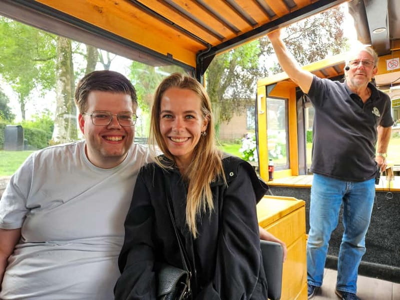 Amsterdam: Live GuideD Giethoorn Boat Tour & Cheese Platter - Should You Book This Amsterdam to Giethoorn Boat Tour With Cheese Platter?
