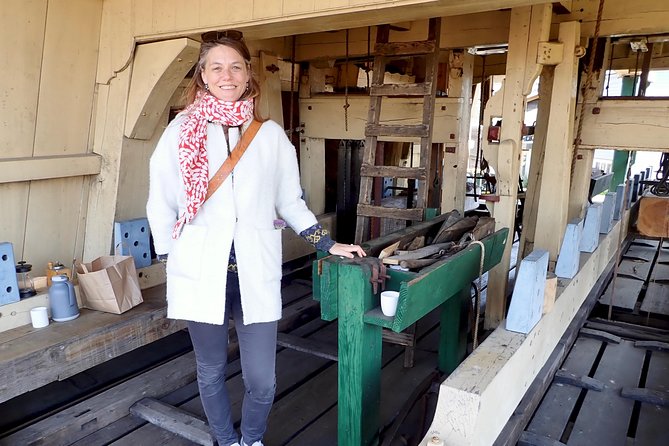 Amsterdam private tour to windmills, cheese farm and villages - Zaanse Schans windmills: your best stop for how the Netherlands worked