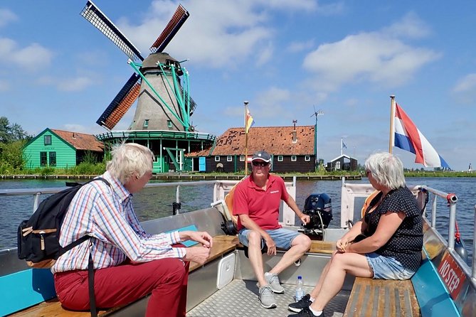 Amsterdam private tour to windmills, cheese farm and villages - Monnickendam: old-town center views and a smart lunch base