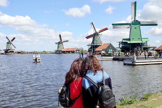 Amsterdam private tour to windmills, cheese farm and villages - Simonehoeve cheese farm: tastings, clogs, and family-run reality