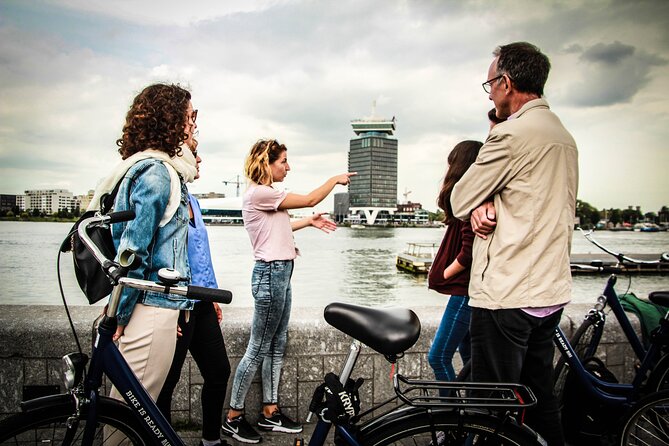 Amsterdam Small-Group Bike Tour With Canal Cruise, Drinks, Cheese - Canal cruise cheese and drinks: the relaxed payoff