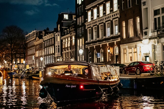 Amsterdam Small-Group Evening Canal Cruise Including Wine, Craft Beer, Cheese - The Wine, Beer, and Cheese Part: How the Included Food Actually Feels