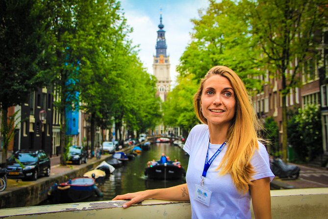 Amsterdam Walking Tour and Cruise with Drinks and Cheese Tasting - Meeting Point at Beursplein: How to Find the Guide Quickly