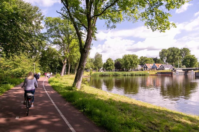 Amsterdam: Windmill, Cheese, and Countryside E-Bike Tour - Monnickendam, Katwoude, and Zunderdorp: canals, farms, and quiet rhythm