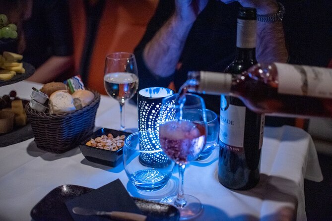 Amsterdam Wine and Cheese Guided Evening Cruise - The On-Boat Vibe: Attentive Service, Light History, Good Humor