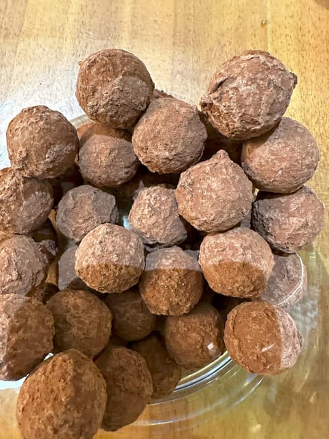 Basel: Cheese, Chocolate and Pastry Food Tour - The Lackerli Patry finale: Basel’s 17th-century spice biscuit