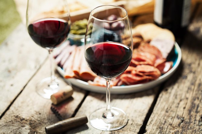 Between the Lines Cheese and Charcuterie Picnic - A Niagara-on-the-Lake winery visit built around pairings