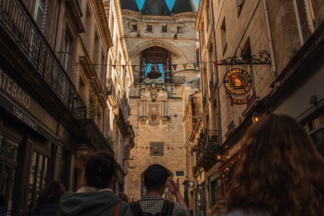 Bordeaux Afternoon Food Tour : Sweets, Wine and Cheese - Latte art masterclass: fun practice you can actually talk about later