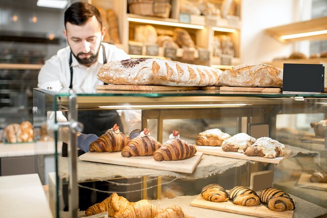 Bordeaux Afternoon Food Tour : Sweets, Wine and Cheese - Monument stops: short guided history without dragging the pace