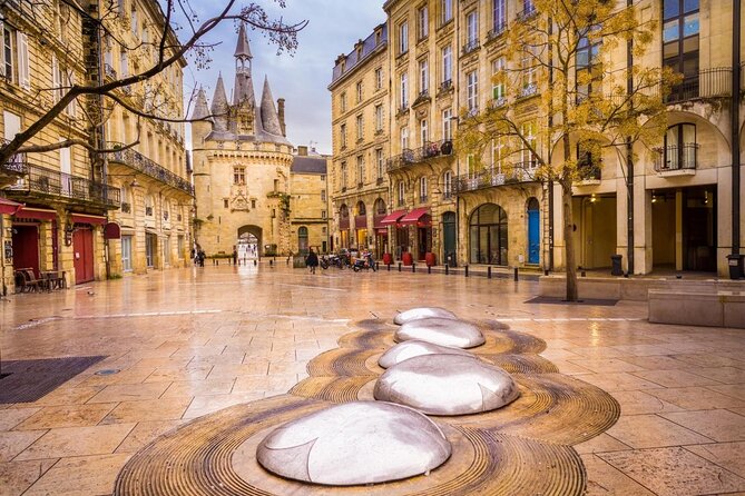 Bordeaux Night Walk Ending with Delicious wine & cheese Tasting - Should You Book This Bordeaux Wine-and-Cheese Night Walk?