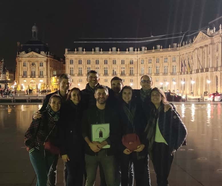 Bordeaux Night Walk ending with Wine and cheese Tasting - Group Size, Languages, and the Guide’s Flow