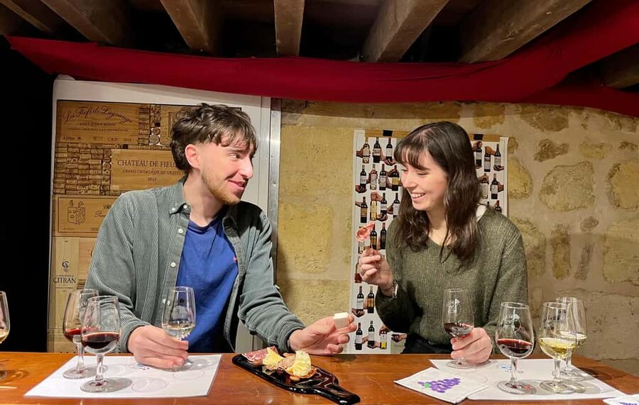 Bordeaux wines : tasting with 4 white wines and cheeses - Where you taste: patio, cellar, or a proper tasting room
