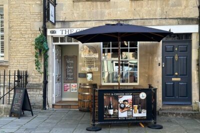 British Wine and Cheese Tasting Experience in City of Bath - The private cellar setup and why it makes a difference