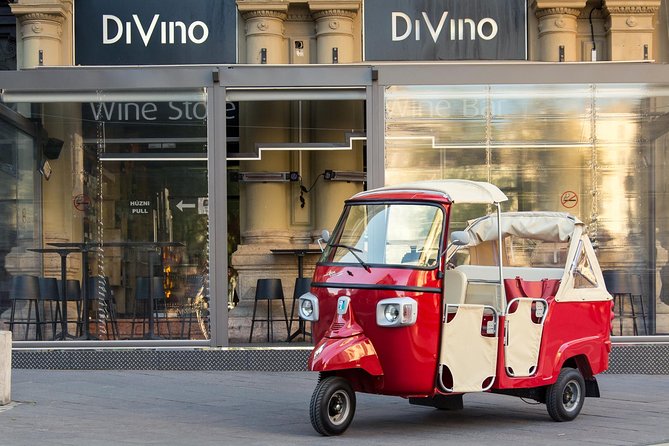 Budapest Private Tuk Tuk Tour with Wine Tasting and Cheese Platter - Key highlights at a glance