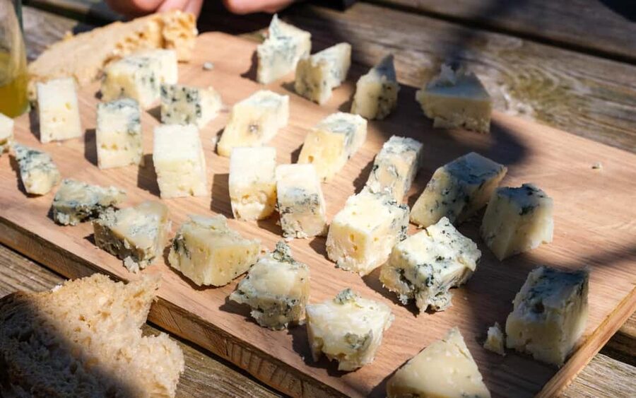 Bulnes: Excursion with funicular and Cabrales cheese cave in the Picos de Europa - Arenas de Cabrales and the cheese cave: why this stop feels hands-on