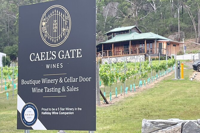 Cael’s Gate Wine and Cheese Tasting in Hunter Valley - Chris’s hosting style and the award story
