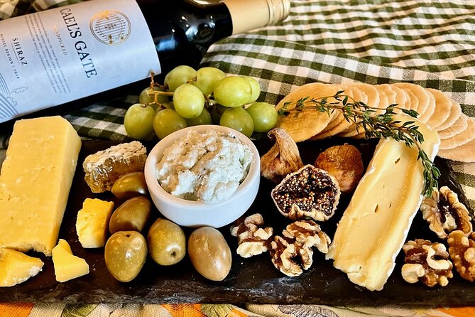 Cael’s Gate Wine and Cheese Tasting in Hunter Valley - Your 2-hour tasting flow, from pour to pairing