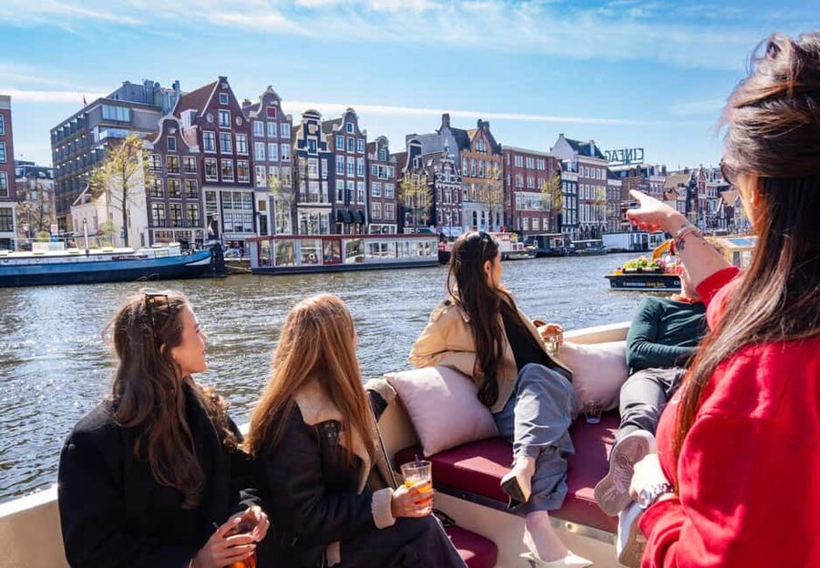 CHEESE AND DRINKS TOUR: A TASTE OF AMSTERDAM ON THE CANALS - A Silent Electric Cruise That Makes the Canals Feel Close