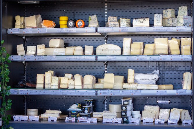 Cheese and Wine Tasting Platter in Saint Martin - Marigot’s cheese shop start at 11:00