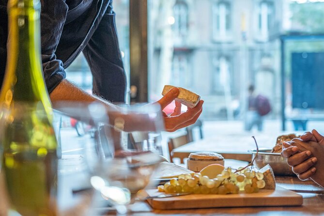 Cheese food-tour through downtown Toulouse - Price and value: $92.52 buys more than a snack