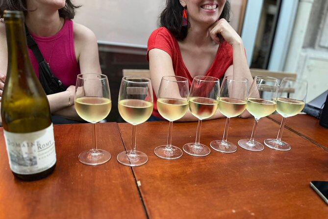 Cheese & Wine Tasting in Montmartre with a Local Cheesemonger - The tasting lineup: 8 cheeses and French wine pairings that make sense