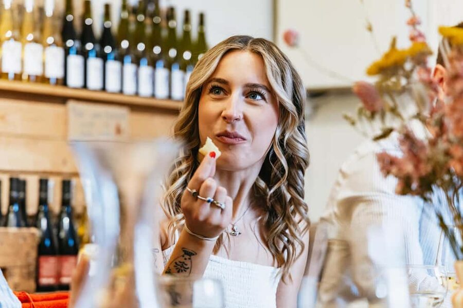Cheese & Wine Tasting in Montmartre with Local Cheesemonger - Cheese and Wine in Montmartre, the Way France Actually Tastes