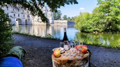 Chenonceau: guided ebike ride and wine & cheese picnic lunch - Clément’s guided style: short stops, real stories, and good laughs