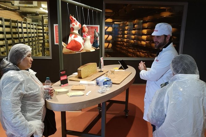 Chocolate, Cheese and Wine Tour in Luzern region - Vineyards near Lucerne: wine time without the planning headache