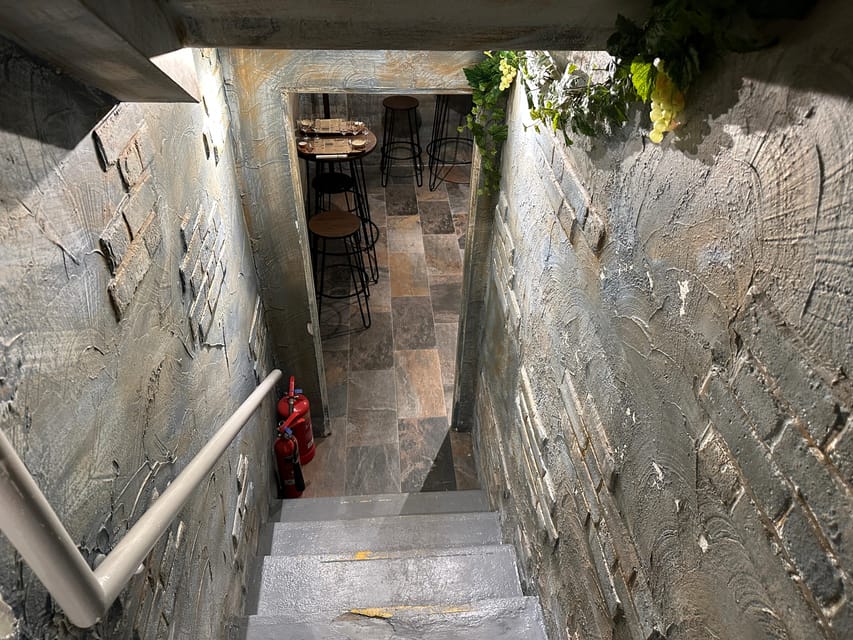 City of Bath: British Wine and Cheese Tasting Experience - The cellar format: a calm 60 minutes with a built-in pace