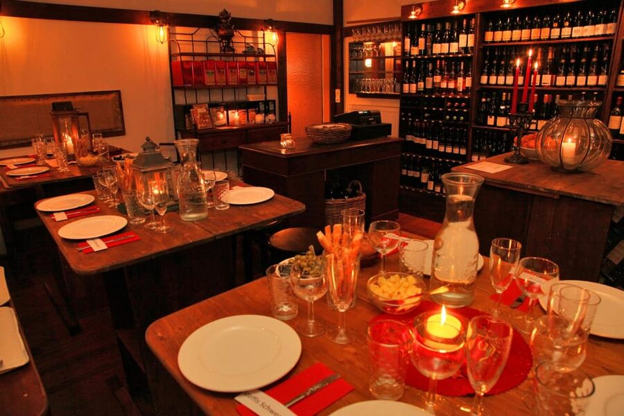 Cologne-Nippes: Cheese and wine with champagne and Grand Cru - Cheese and Wine in Cologne-Nippes: the vibe and who it’s for