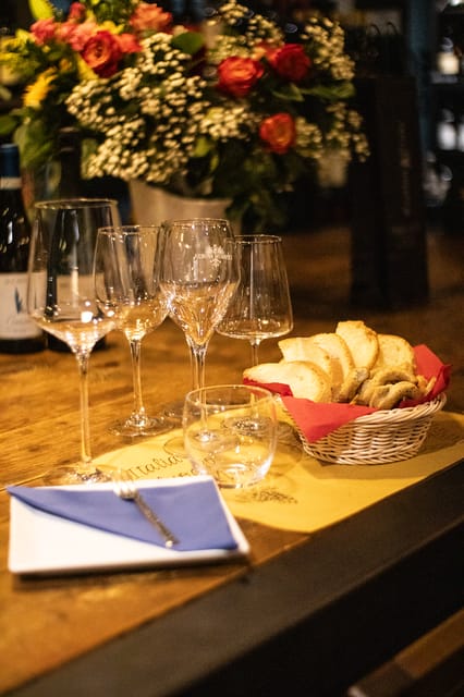 Como: Wine Tasting Experience with Cheese and Cold Cuts - Practical tips for getting the most from your wine and food pairing