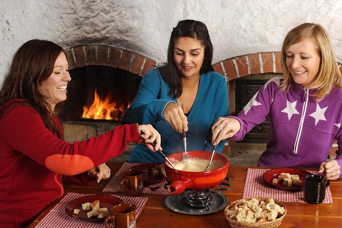 Culinary Tour from Zurich with Traditional Swiss Cheese Fondue Dinner - The Felsenegg walk and your comfort checklist