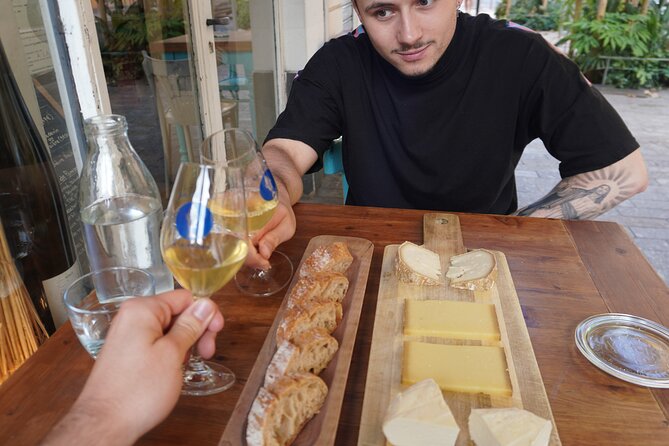Discover our Terroirs and Tasting Cheese and Wine - A 1-Hour Nice Cheese-and-Wine Tasting That Feels Local