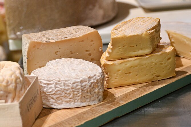 Discover our Terroirs and Tasting Cheese and Wine - Who This Tasting Fits Best