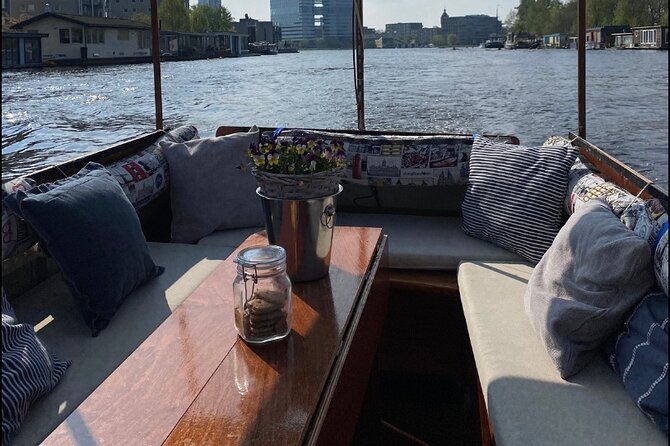 Dutch Cheese & Drinks Guided Amsterdam Boat Tour, All Inclusive - Munttoren and Magere Brug: coins, legends, and the Skinny Bridge
