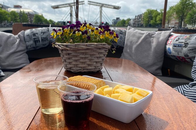 Dutch Cheese & Drinks Guided Amsterdam Boat Tour, All Inclusive - Your all-inclusive cheese-and-drinks plan (and how to make it last)