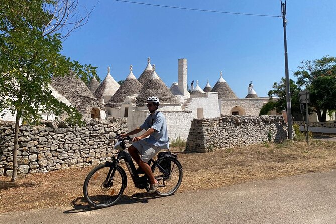 E-bike tour Martina Franca e Locorotondo and visit a dairy - Price and value: what you actually get for $55.60