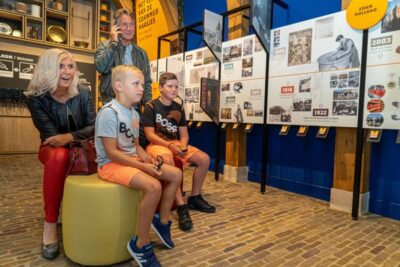 Edam: Edam Cheese Museum Entry Ticket - The audio guide: your best tool in a small museum