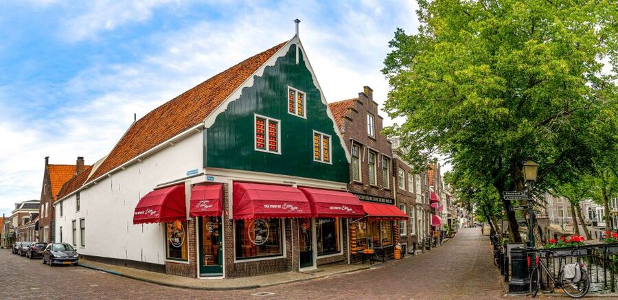 Edam: Edam Cheese Museum Entry Ticket - After the museum: Henri Willig Cheese Farm Store tasting