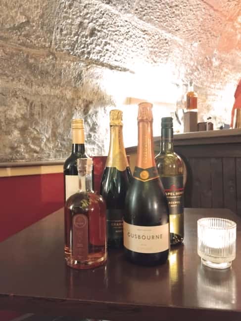 Edinburgh: English Wine and Scottish Cheese Tasting - English Wine and Scottish Cheese: The Quick Reason This Tour Works