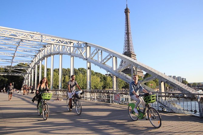 First Day Bike Tour, Top Sights, hidden gems, Wine&Cheese picnic - Why this Paris bike tour is a smart first-day move