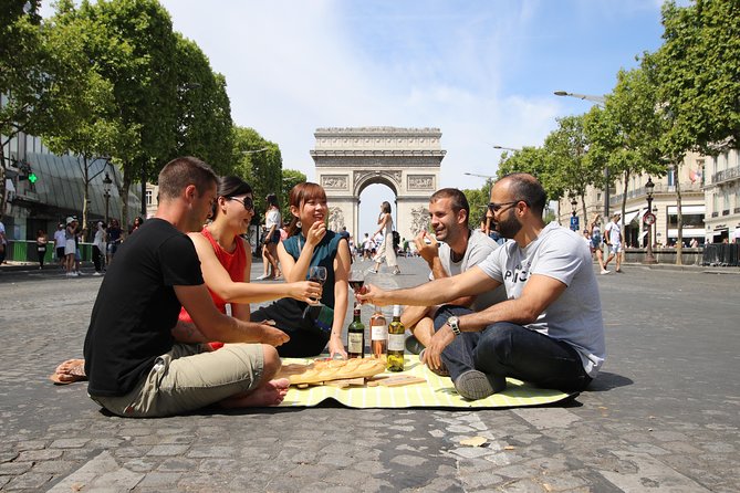 First Day Bike Tour, Top Sights, hidden gems, Wine&Cheese picnic - The ride through big Paris: Pont d’Iéna to Place de la Concorde